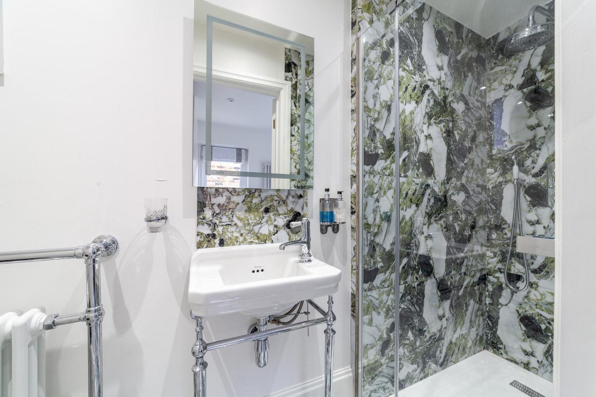 The New Cross Premier Rooms London Ngoại thất bức ảnh